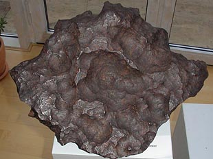riesiger Gibeon-Eisenmeteorit