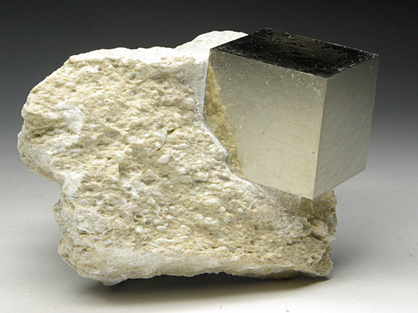 Pyrit aus Navajun, Spanien