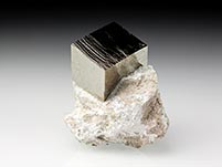 Pyritstufe mit 1 W�rfel(n)