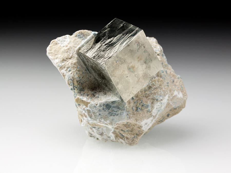 Pyritstufe mit 1 W�rfel(n)