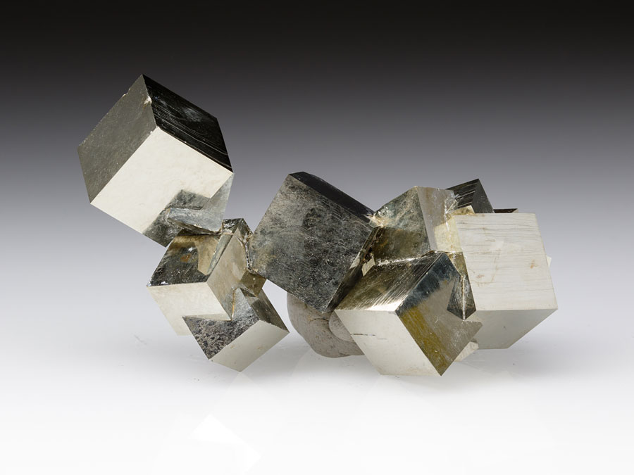 <Mineral>