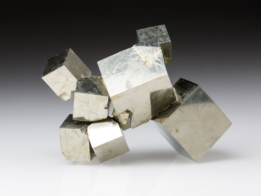 <Mineral>