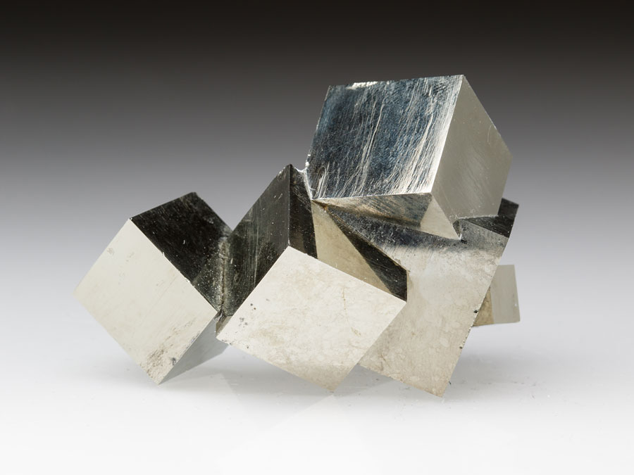 <Mineral>