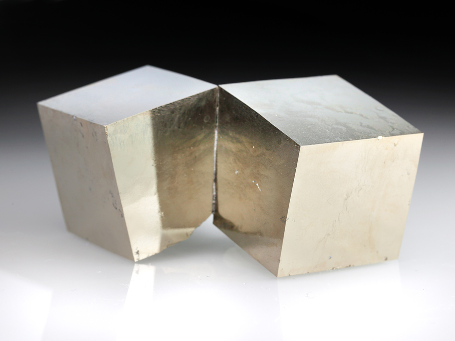<Mineral>